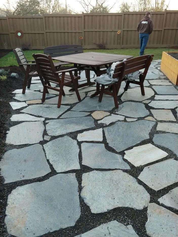 Affordable garden landscaping for residential properties in Creswell, OR by 4 Seasons Landscaping & Maintenance