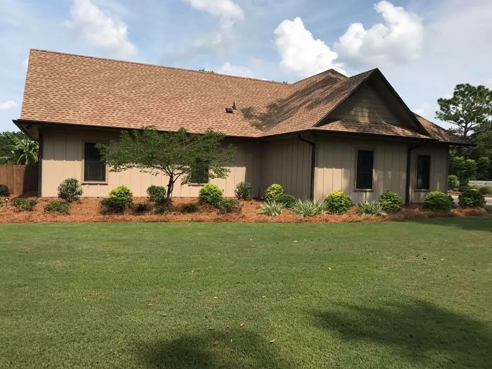 Custom lawn care service in Brunswick, GA by 4 seasons landscaping