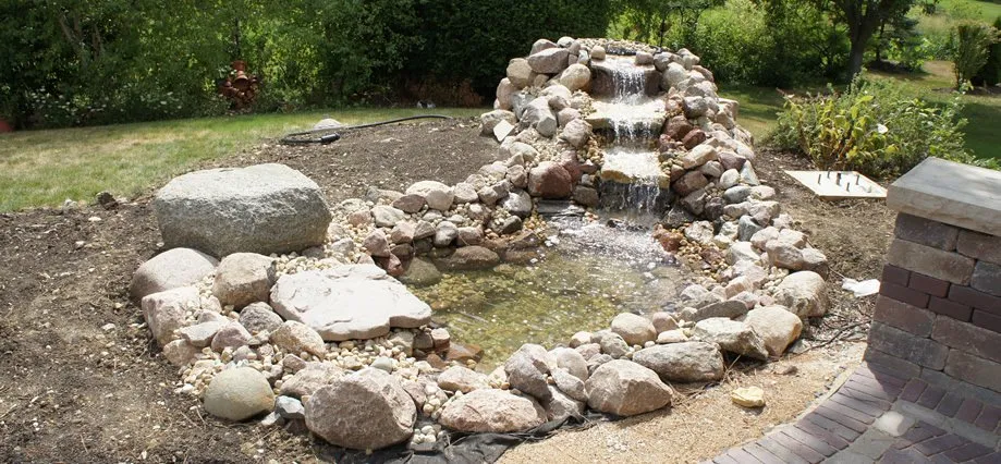 Local residential landscaping with custom design in Yorkville, IL by 4 Seasons Landscaping Plus