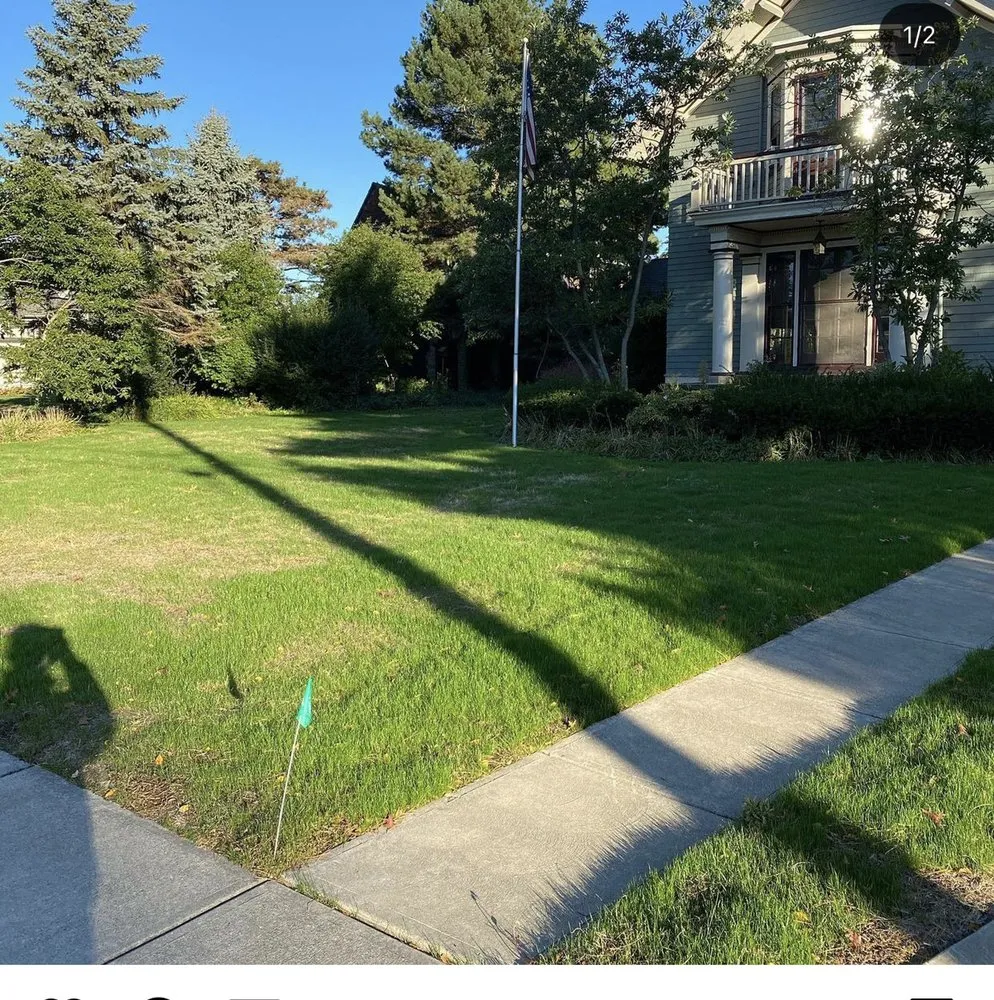 Professional lawn care service for residential properties across Berea, OH - 4 Seasons Lawncare