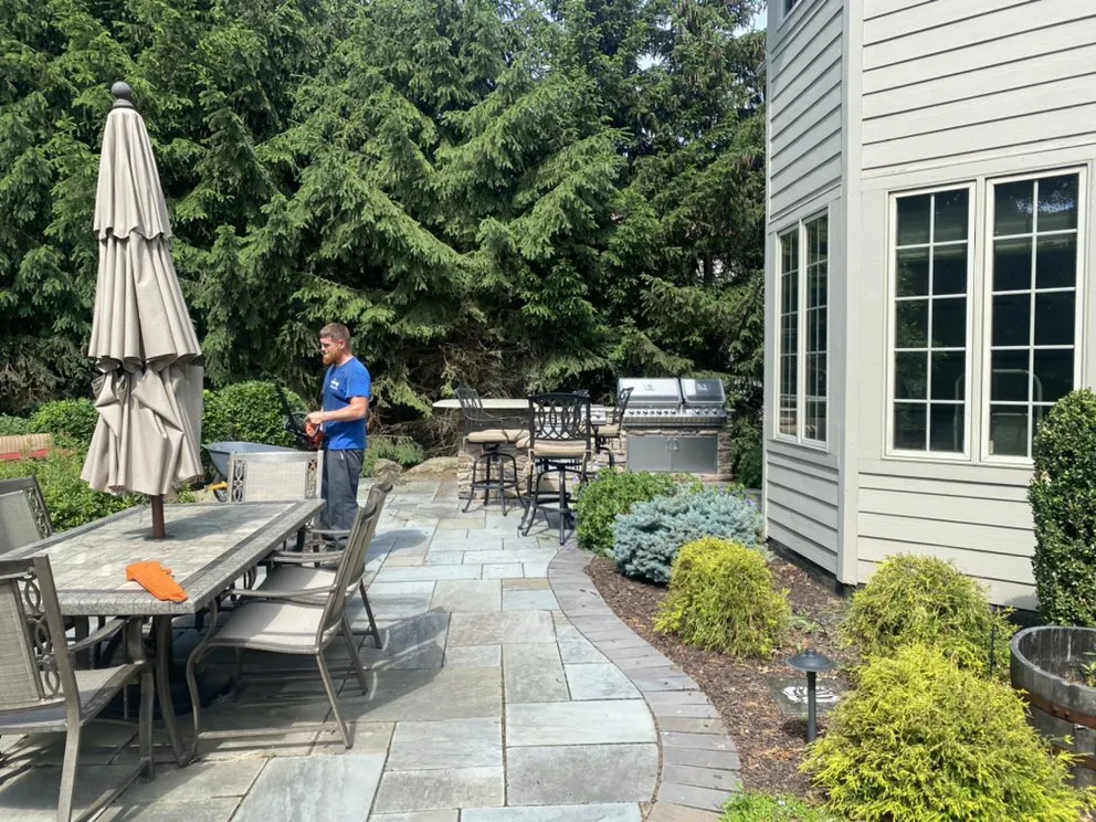 Custom yard maintenance experts serving Berea, OH - 4 Seasons Lawncare