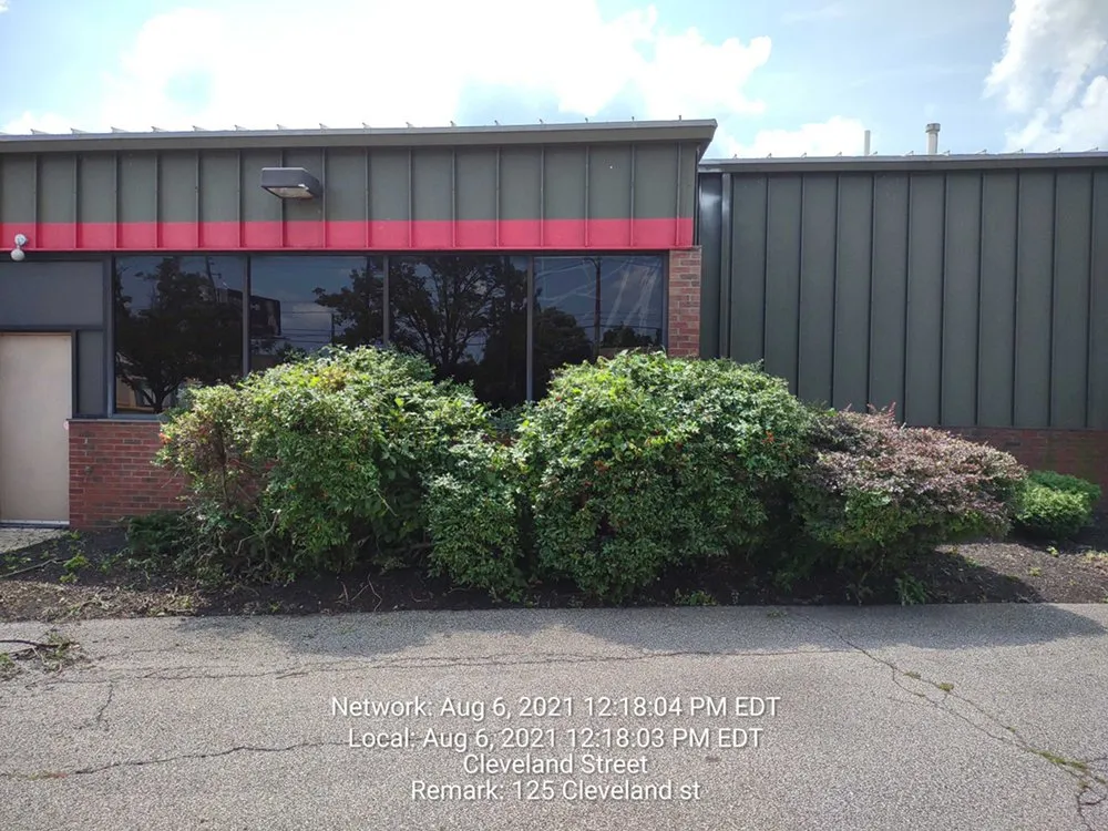 Reliable lawn care service near you in Berea, OH by 4 Seasons Lawncare