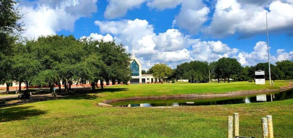 Top-rated outdoor landscaping for homes across Atlantic Beach, FL - 4 Seasons Maintenance Group