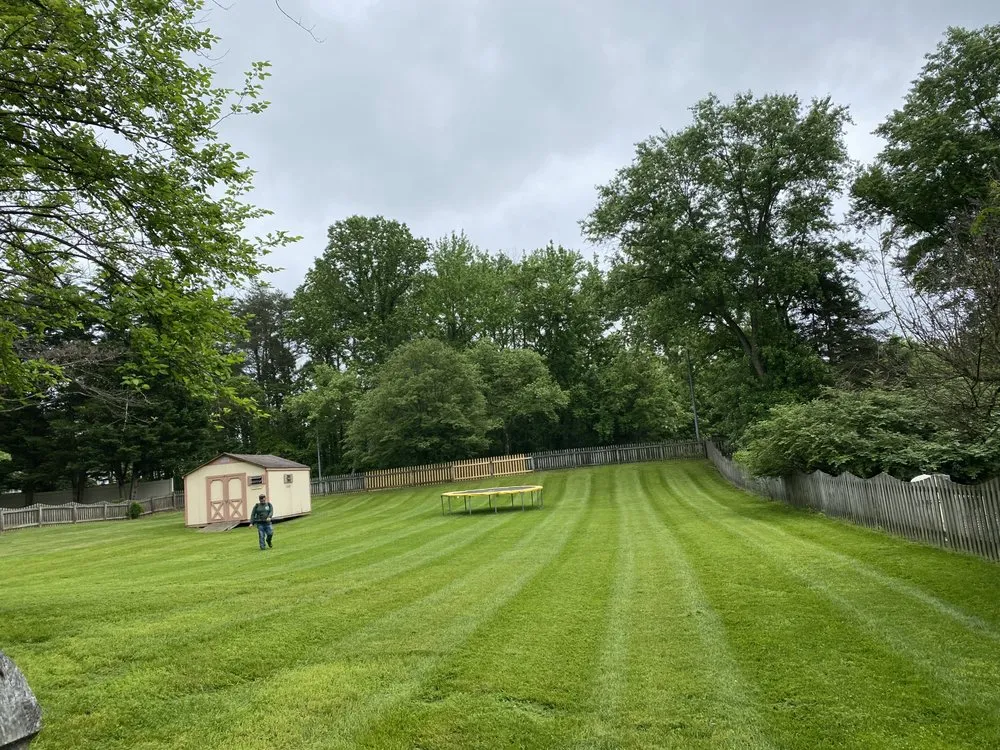 Local lawn mowing service in Silver Spring, MD by 4 Seasons Outdoor Care