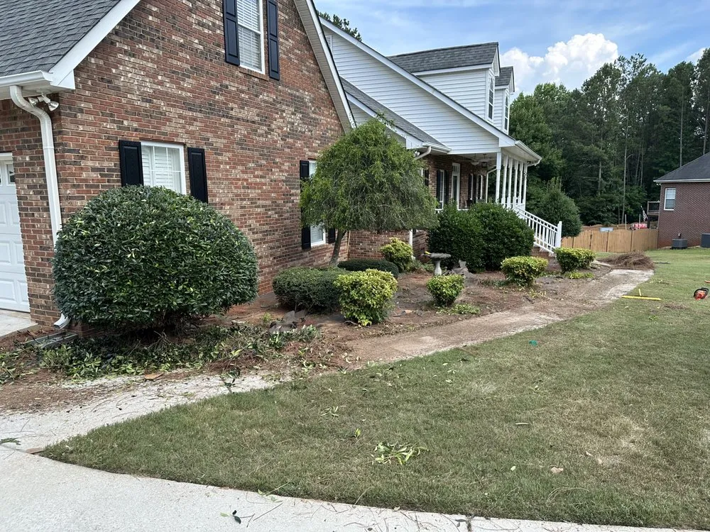Top-rated residential landscaping near you in McDonough, GA by 4 Seasons Outdoor