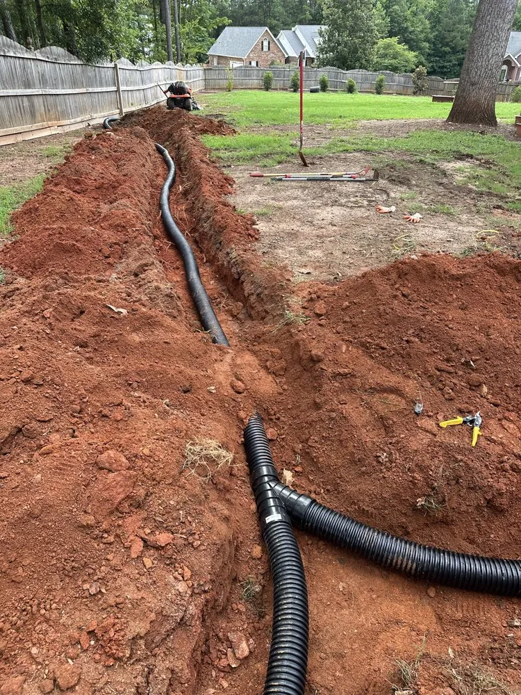 Local yard cleanup service in McDonough, GA by 4 Seasons Outdoor