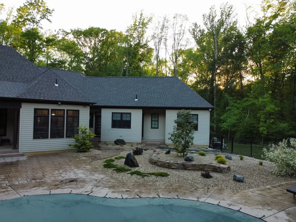 Affordable lawn care service experts serving Middletown, DE - 4 Seasons Property Maintenance