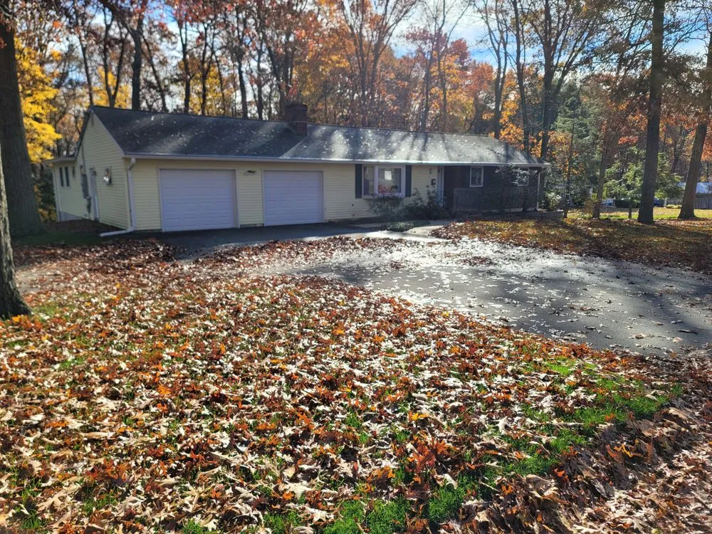 Custom garden landscaping experts serving Vernon, CT - 4 Seasons Property Maintenance