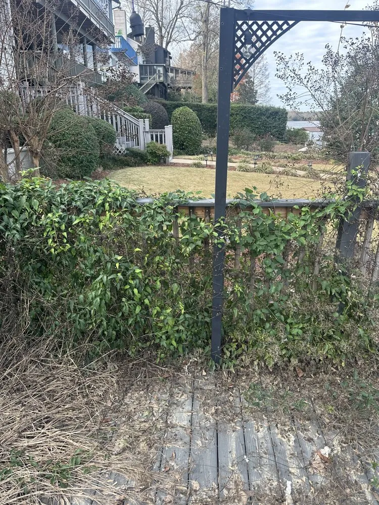 Expert garden landscaping in Augusta, GA by 4 The People Landscaping