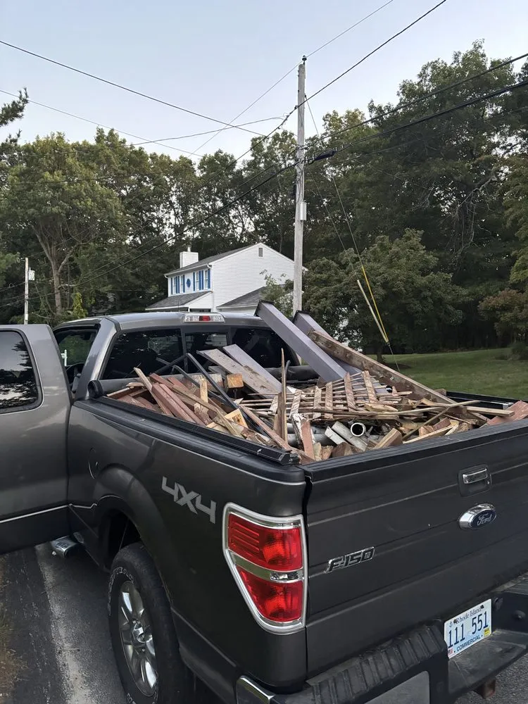 Top-rated lawn care service in Coventry, RI - 401 Cleanouts