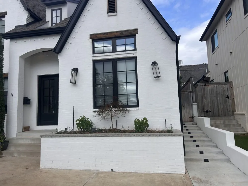 Custom lawn care service for year-round maintenance across Broken Arrow, OK - 413 Lawns