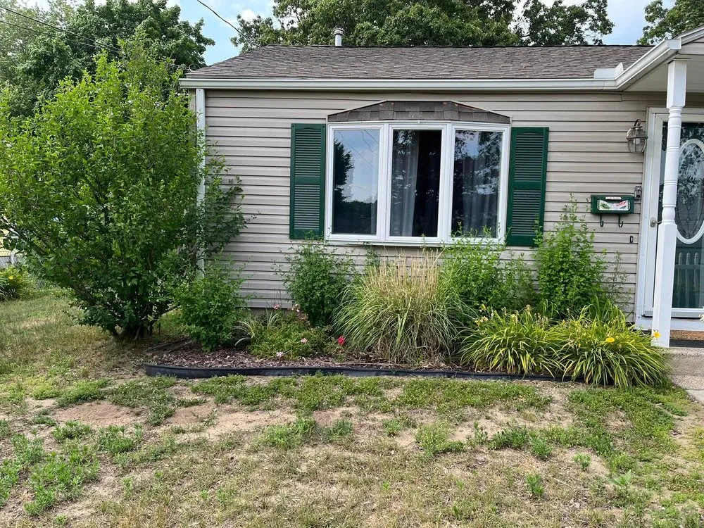 Reliable garden landscaping in Springfield, MA - 413 Shrub & Hedge Trimming