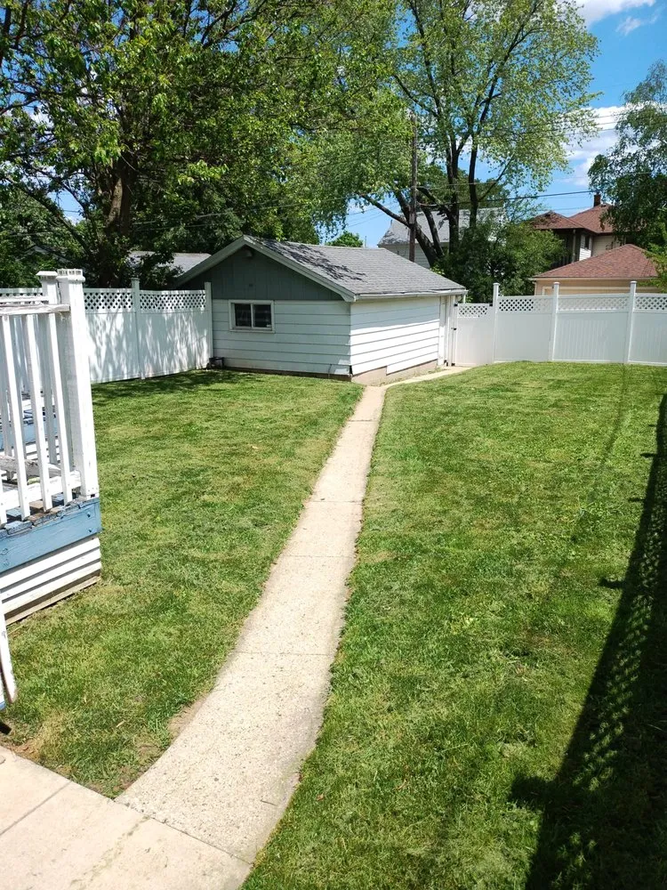 Local outdoor landscaping in Milwaukee, WI - 414 You Invest Services Group