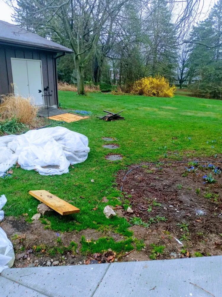 Reliable lawn mowing service in Milwaukee, WI by 414 You Invest Services Group