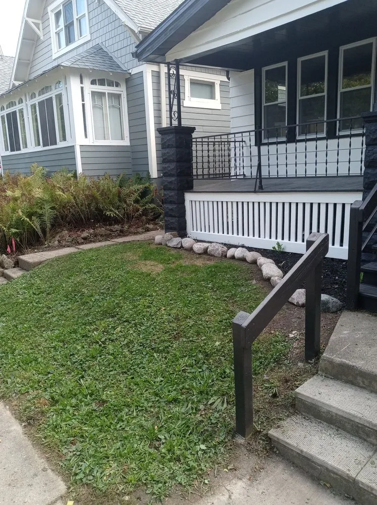 Reliable yard cleanup service near you in Milwaukee, WI by 414 You Invest Services Group