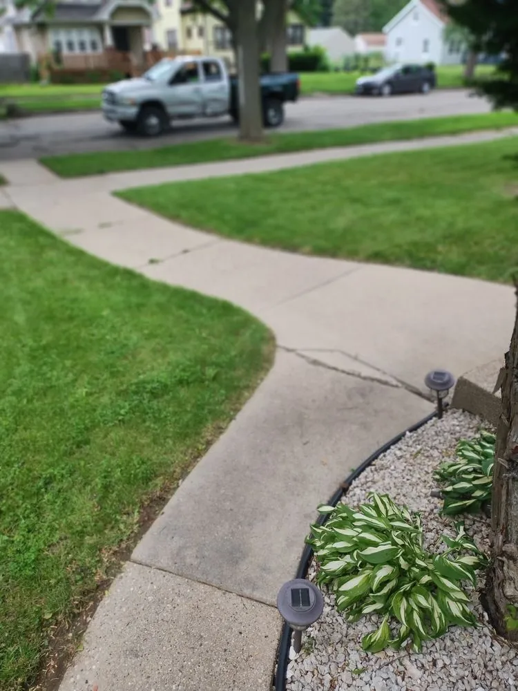 Custom lawn mowing service in Milwaukee, WI by 414 You Invest Services Group