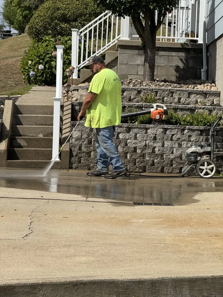 Professional yard maintenance near you across Fredericktown, PA - 415 Handyman Services