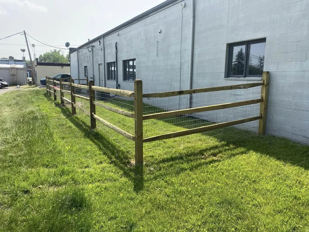 Expert lawn mowing service in Toledo, OH - 419 Landscape