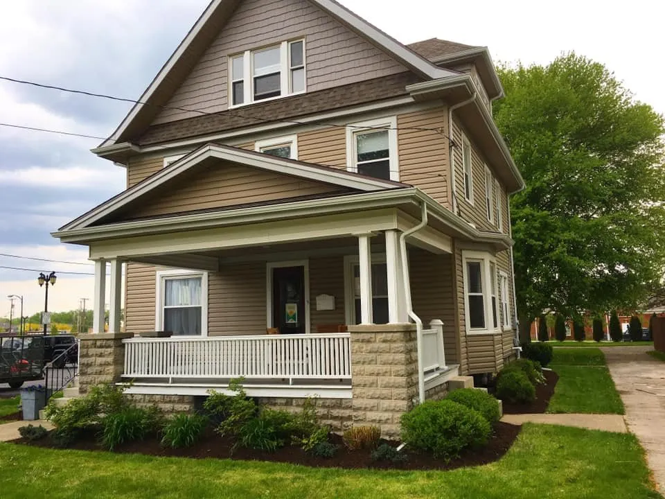 Affordable residential landscaping experts serving Toledo, OH - 419 Landscape