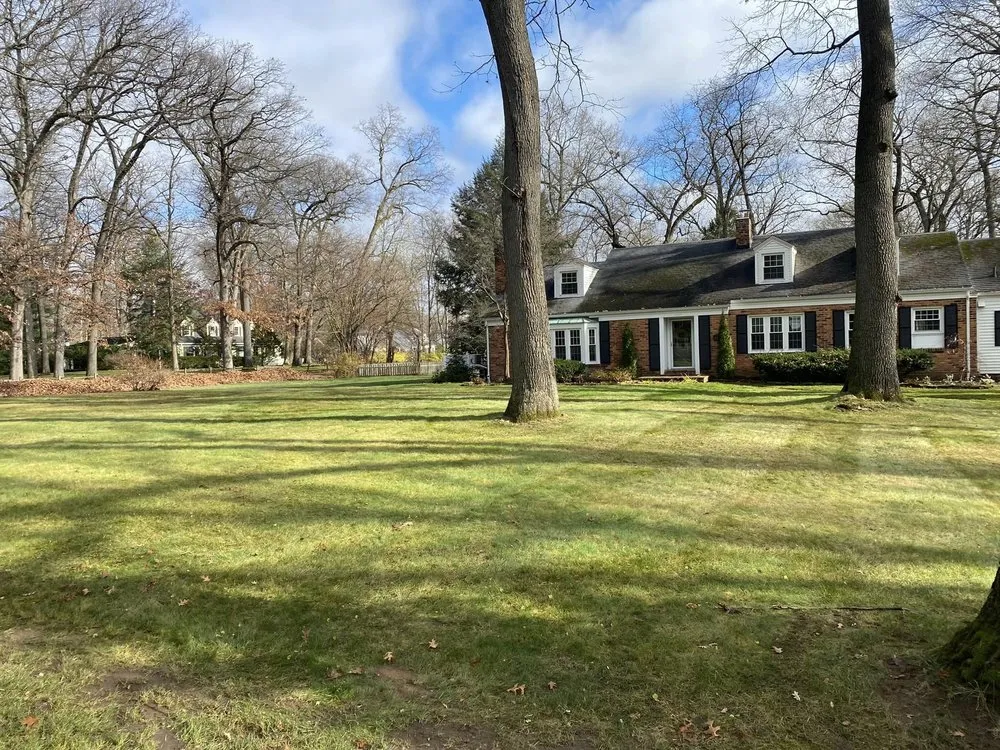 Affordable lawn mowing service in Toledo, OH by 419 Landscape