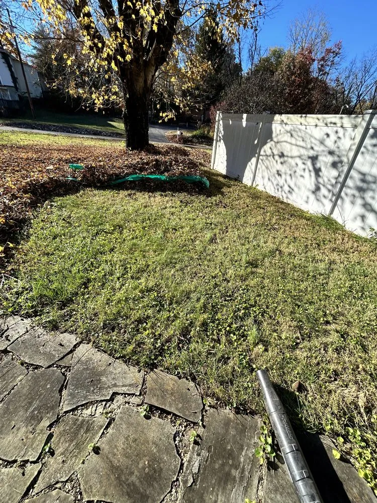 Custom lawn mowing service in Afton, TN - 423 Lawn and Landscape