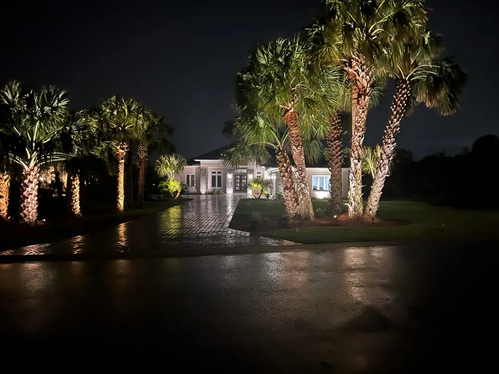 Expert residential landscaping experts serving Davenport, FL - 46-5164427