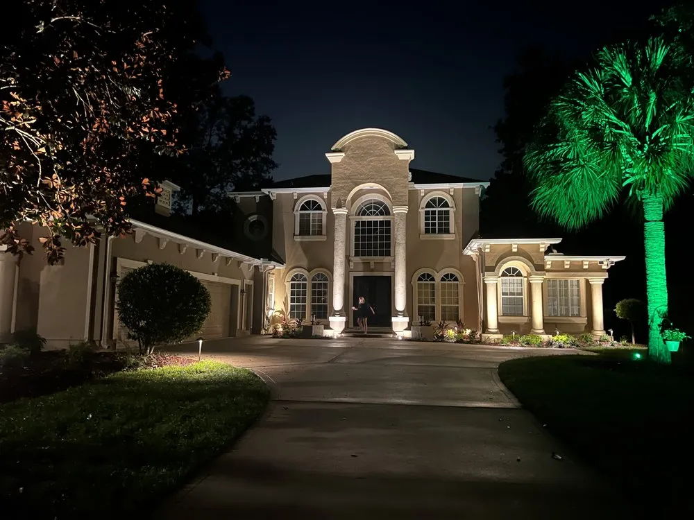 Expert landscape design for year-round maintenance in Davenport, FL by 46-5164427