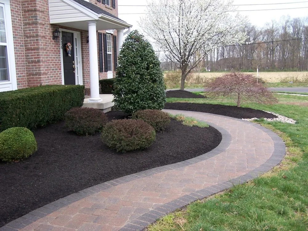 Custom lawn mowing service experts serving Chalfont, PA - 4B Landscape & Construction