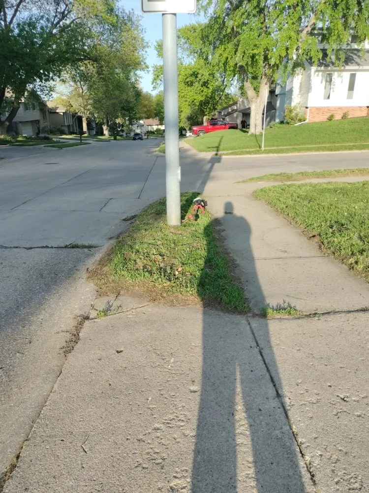 Professional yard maintenance in South Sioux City, NE by 4Bros Lawncare