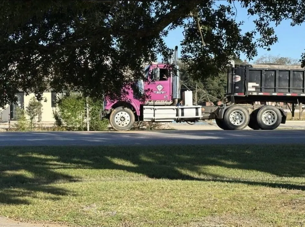 Professional lawn mowing service in Albany, LA - 4D Excavation