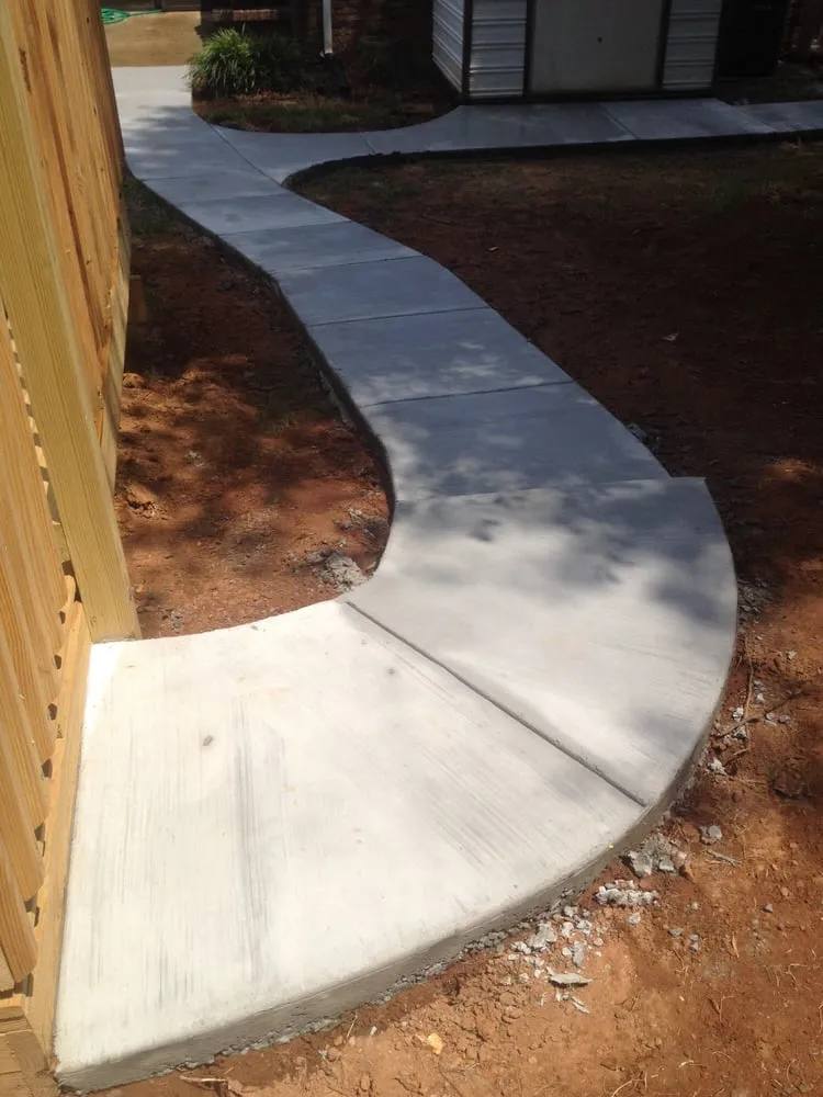 Expert lawn care service in Madison, AL by 4G Landscapes