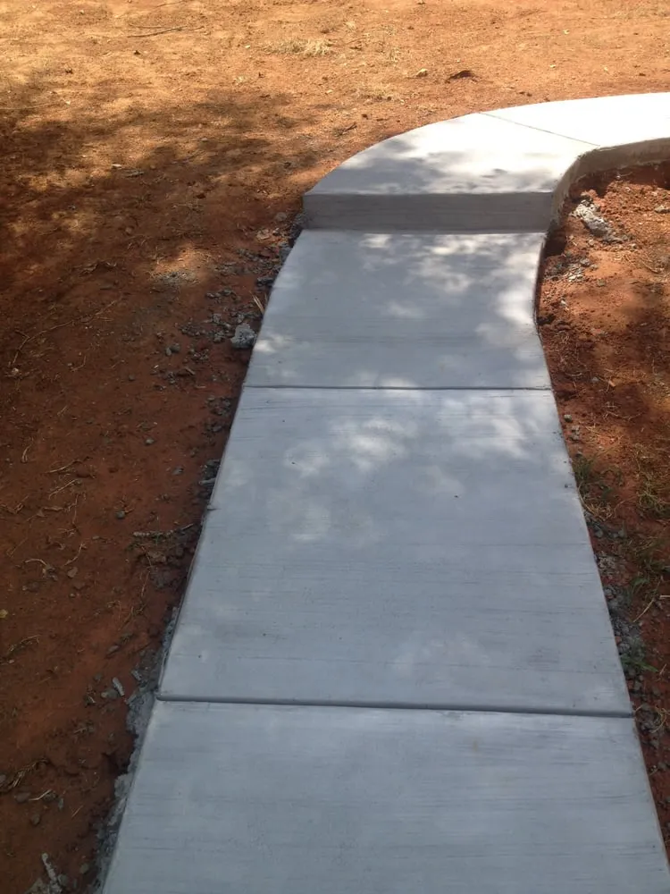 Reliable yard cleanup service in Madison, AL by 4G Landscapes