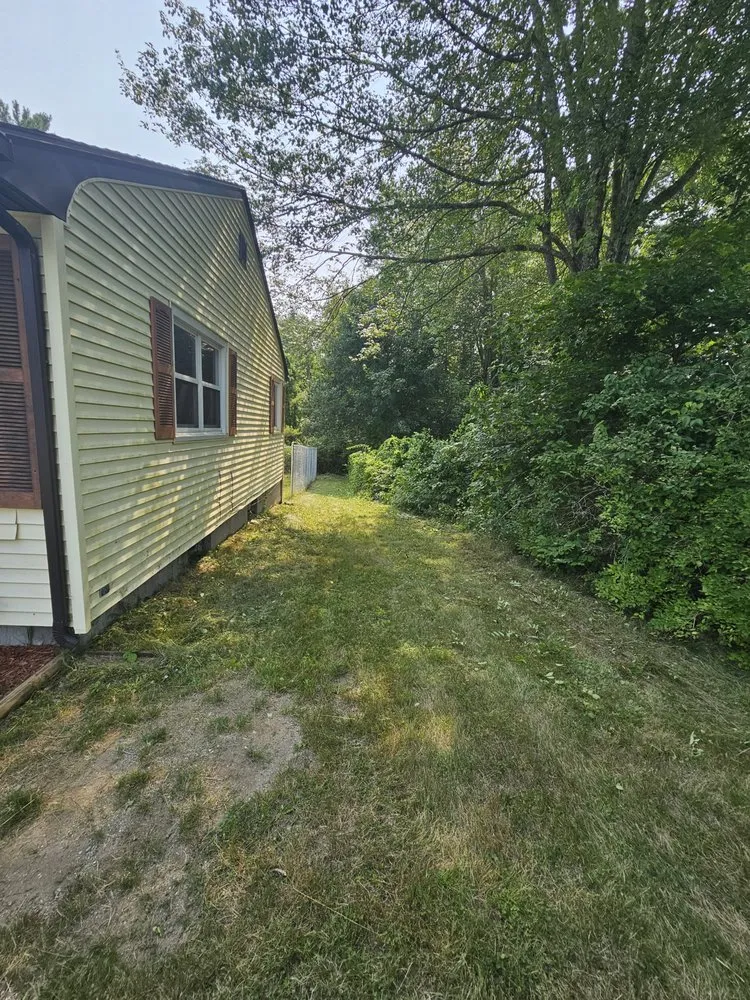 Trusted lawn mowing service experts serving New Gloucester, ME - 4G Property Solutions