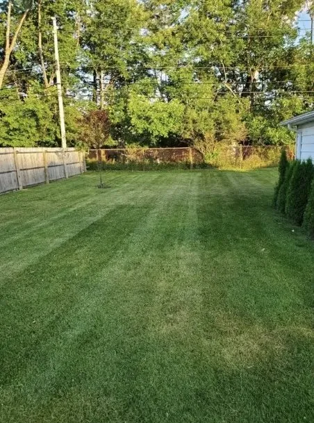 Local lawn mowing service in Pine Bluff, AR - 4K Home Service Pros