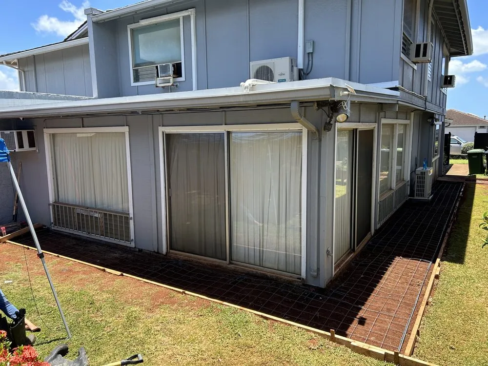 Custom outdoor landscaping for year-round maintenance in Kaneohe, HI by 4K Landscaping & Concrete