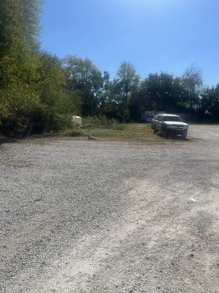 Expert outdoor landscaping experts serving Indianapolis, IN - 4K Mowing & Landscaping