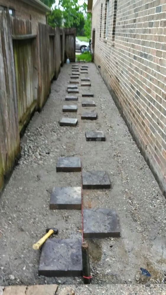 Custom yard cleanup service in Houston, TX by 4leafclover