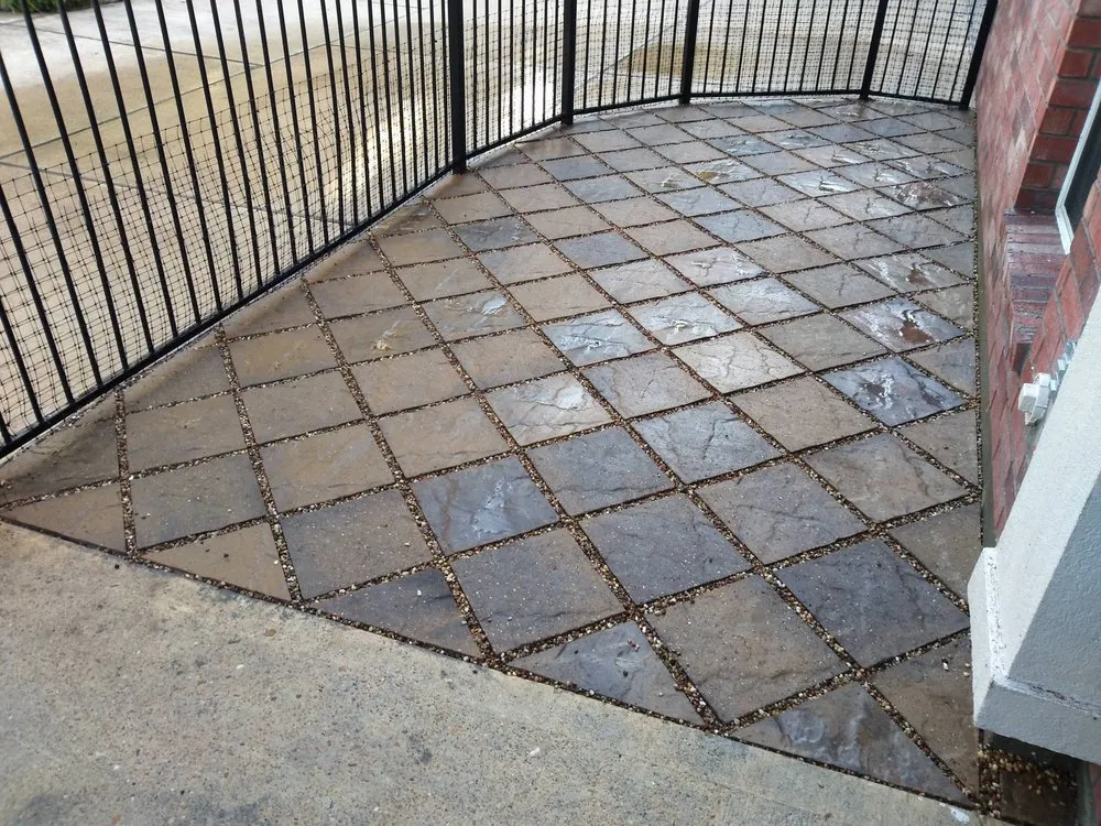 Top-rated yard cleanup service in Houston, TX by 4leafclover