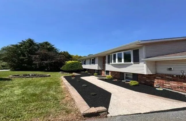 Reliable lawn care service for residential properties across Hampstead, MD - 4Season Landscaping