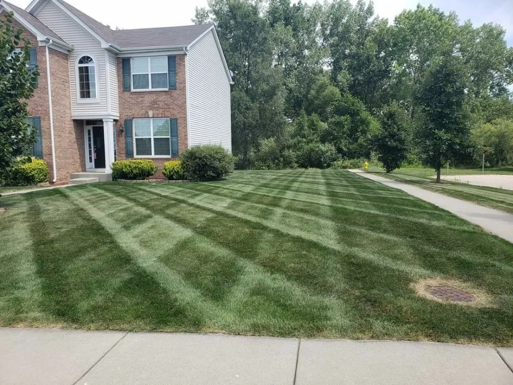 Professional lawn care service for year-round maintenance across McHenry, IL - 4season R&R Landscaping
