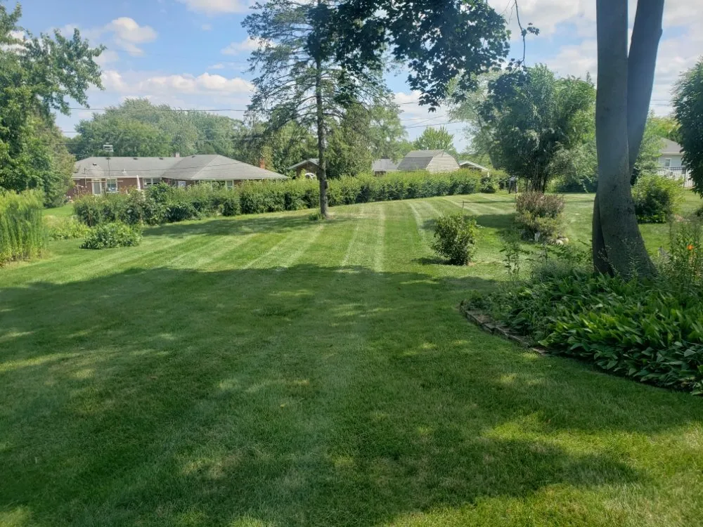 Professional landscape installation in McHenry, IL - 4season R&R Landscaping
