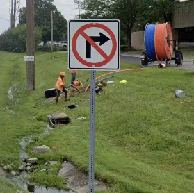 Custom lawn mowing service in Indianapolis, IN - 5 Brother Yard Squad