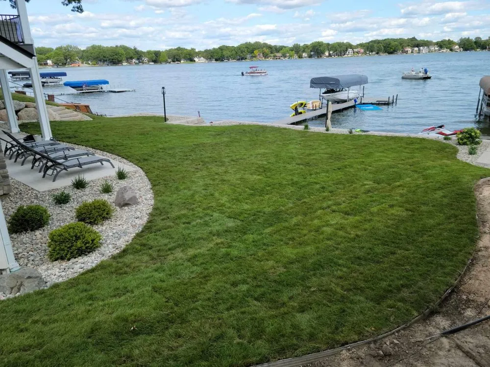 Local lawn care service with custom design across Indianapolis, IN - 5 Brother Yard Squad