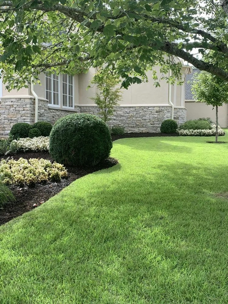 Local landscaping services for homes in Keansburg, NJ by 5 Brothers Landscaping Services