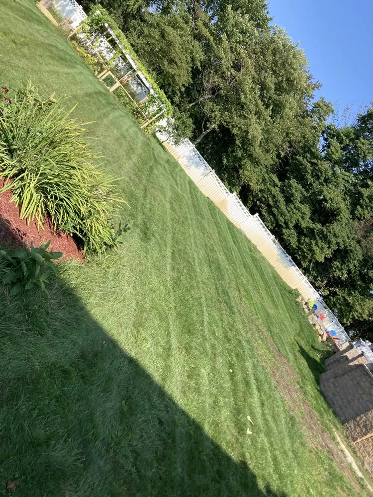 Top-rated outdoor landscaping for year-round maintenance in Waterford, CT by 5 Star Landscaping & More