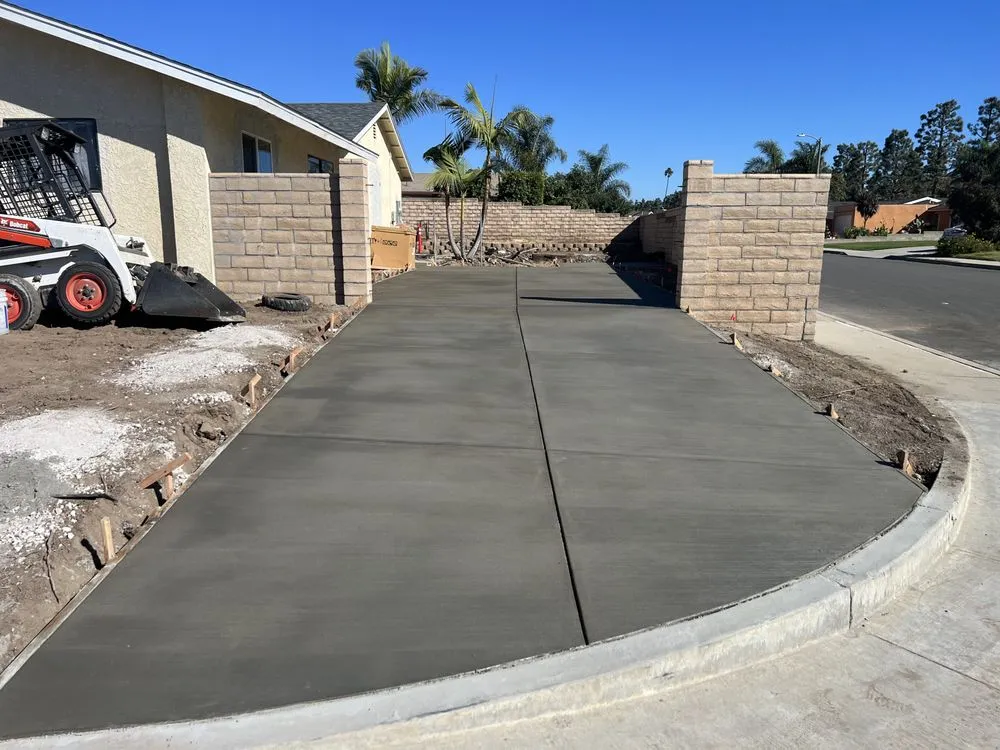 Expert yard maintenance in Port Hueneme, CA by 5 Star Landscaping and design