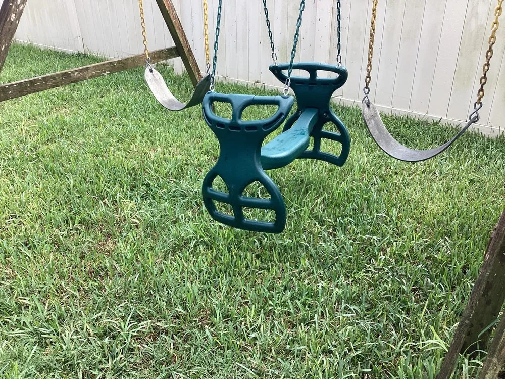 Local lawn care service experts serving Debary, FL - 5 Star Lawn & Pest Control