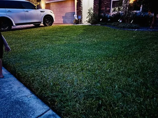 5 Star Lawn & Pest Control Logo