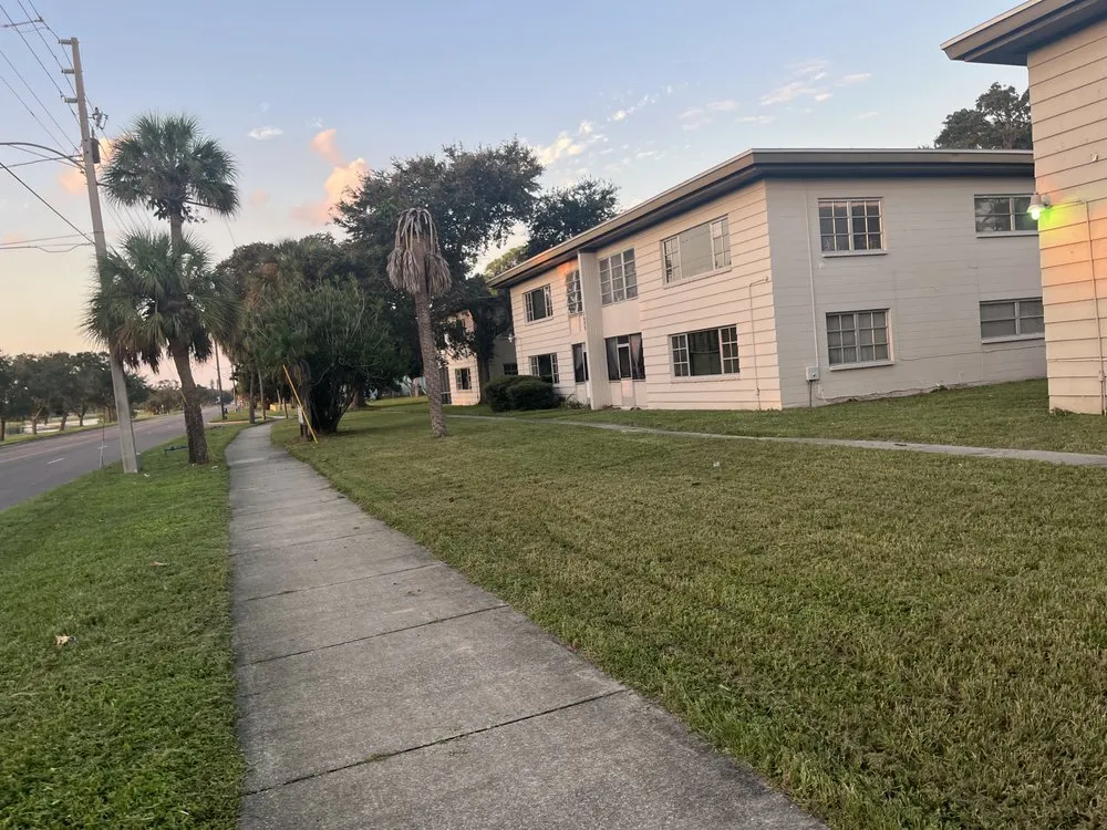 Reliable landscape design for beautiful yards in Seminole, FL by 5 Star Lawn Care & Property Maintenance