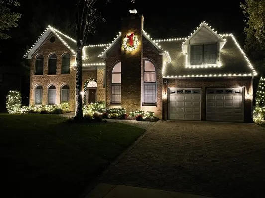 5 Star Property Management and Landscaping Logo